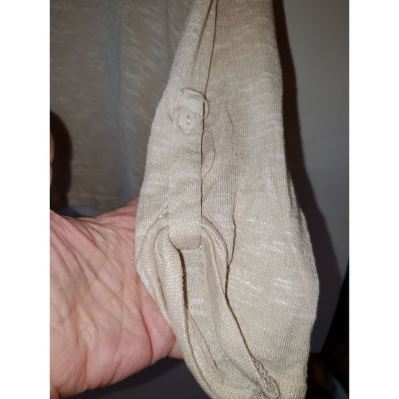 Almost Famous Junior's Pullover Tunic Top Beaded Shoulders Size XL - Picture 6 of 12